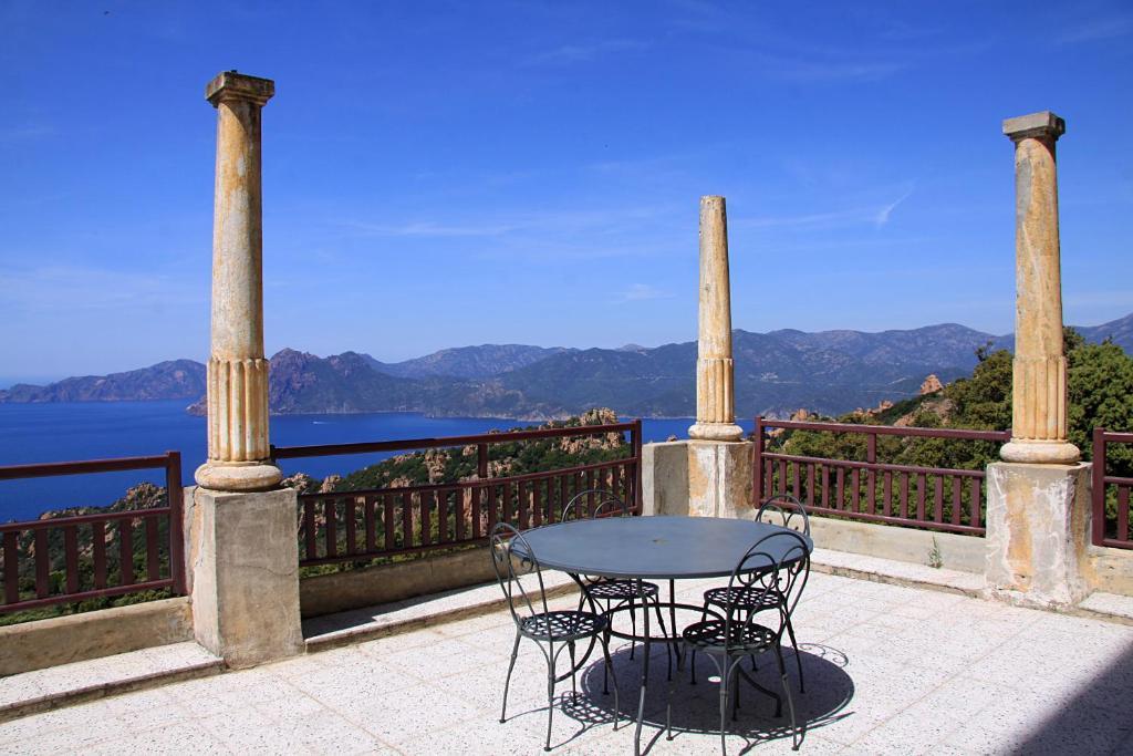 Hotel Les Roches Rouges Piana  Zimmer foto