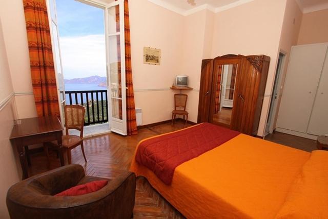 Hotel Les Roches Rouges Piana  Zimmer foto